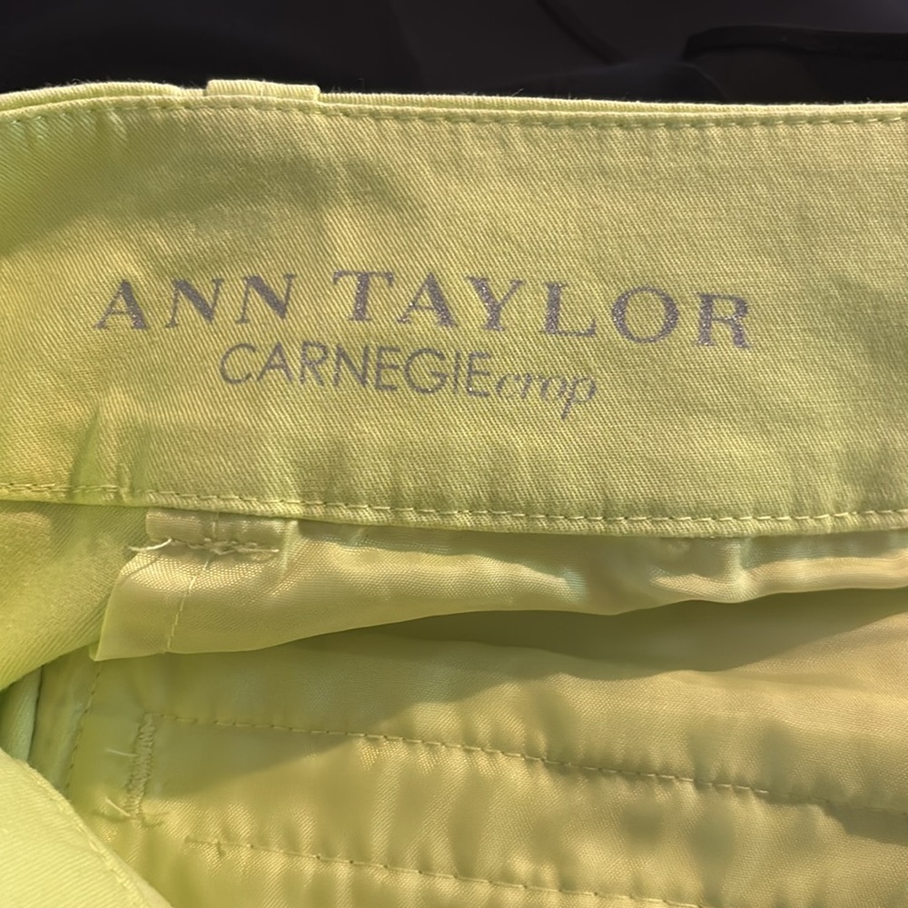 Ann Taylor -Limeade Carnegie Cropped Pants size 6 - Picture 4 of 5